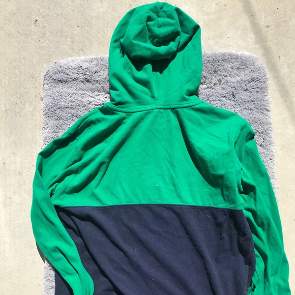 Colour-block Quarter-zip - Picture 2 of 3